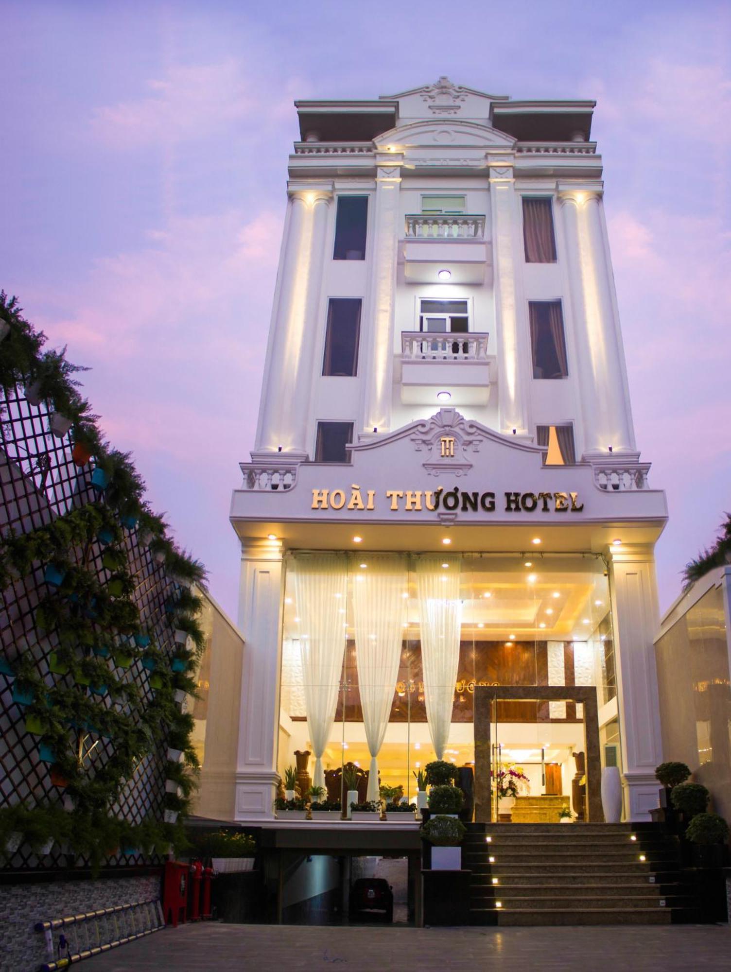 โรงแรมฮวาย เทือง เปลกู ภายนอก รูปภาพ